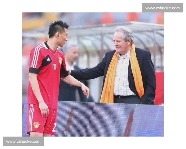 国足重建双线破局：选帅定方向 换血育新力